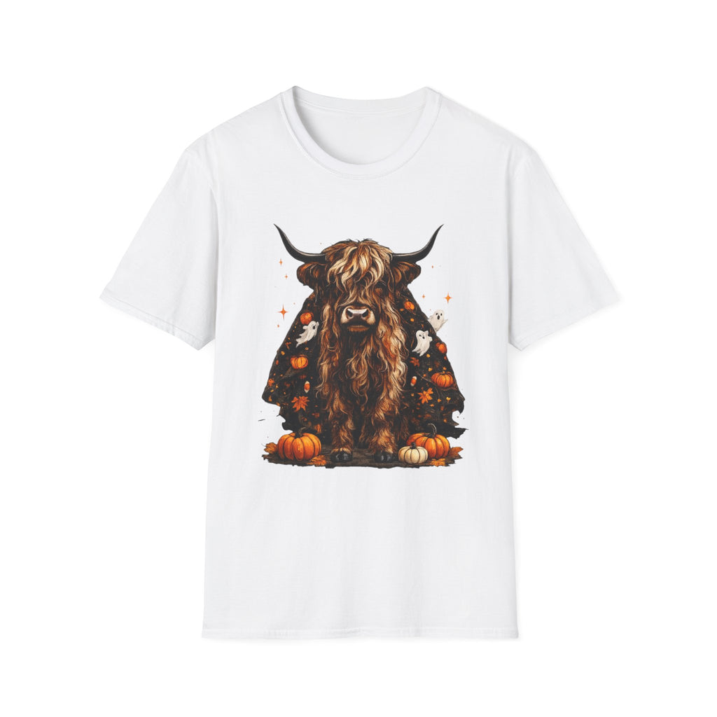 Highland Cow Pumpkin Tee — Autumn Scottish Cattle Graphic T-Shirt