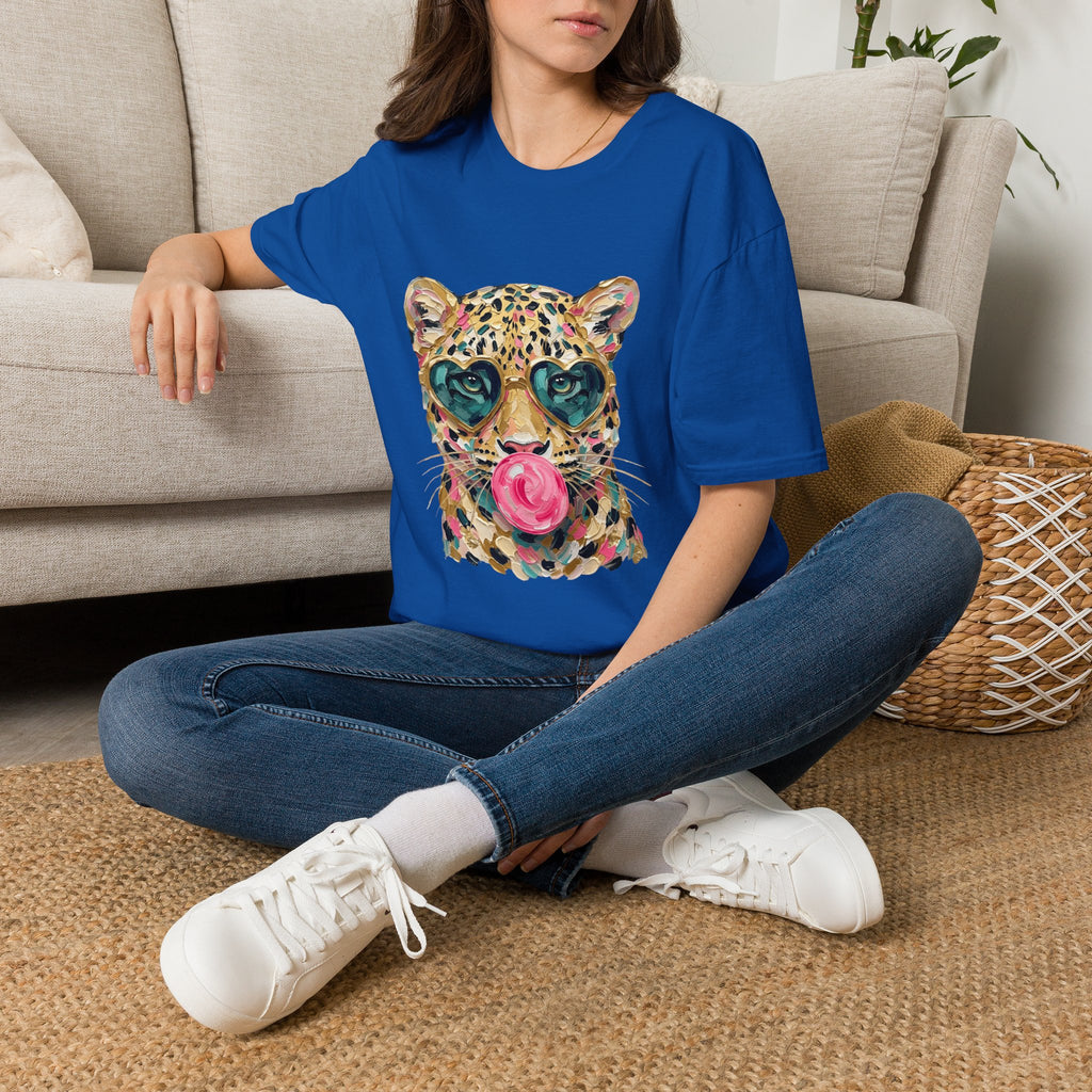 Leopard with Heart Sunglasses Graphic Tee — Cute Pop Art Animal T-Shirt