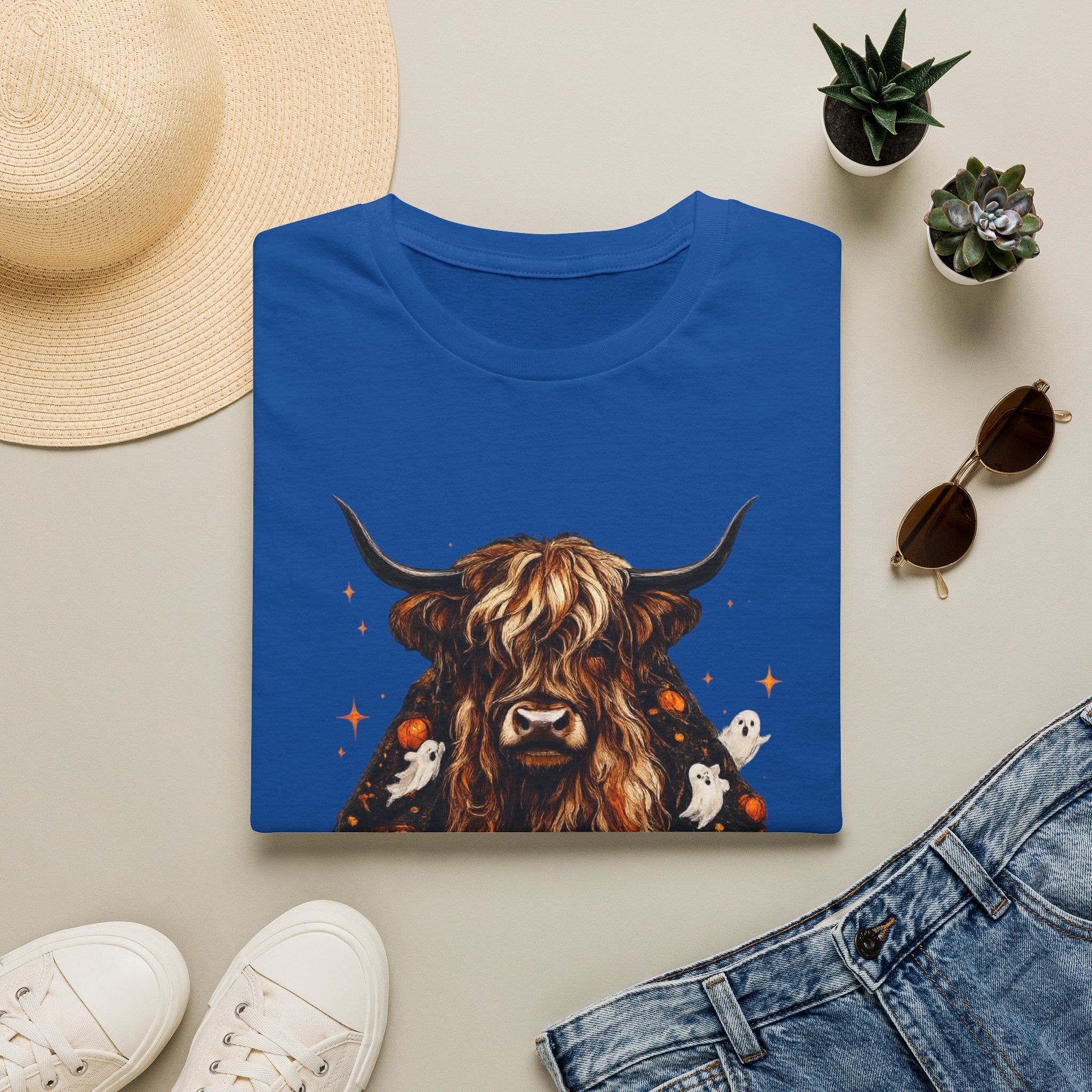 Highland Cow Pumpkin Tee — Autumn Scottish Cattle Graphic T-Shirt