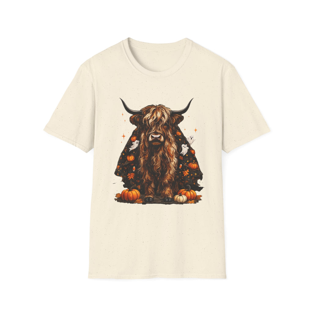 Highland Cow Pumpkin Tee — Autumn Scottish Cattle Graphic T-Shirt